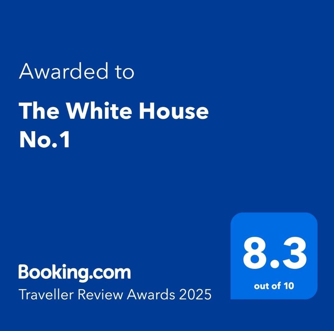 The White House No.1 Villa Brufut Buitenkant foto